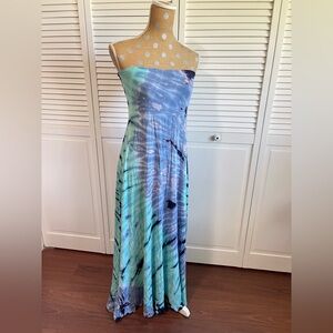 Super cute Love In dress Sz L tie-dye, long warm fabric